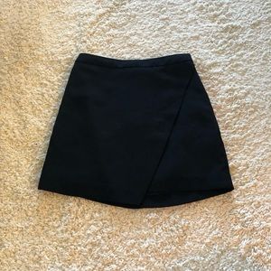 Banana Republic Skirt (Size 4)